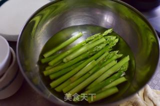培根菠蘿意面的做法步驟：2