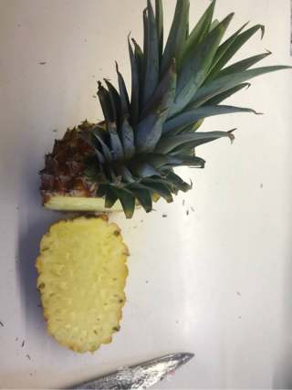 飄香泰式鮮蝦菠蘿飯的做法步驟：1