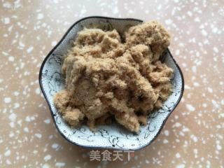 肉松包蛋烏米飯團的做法步驟：3