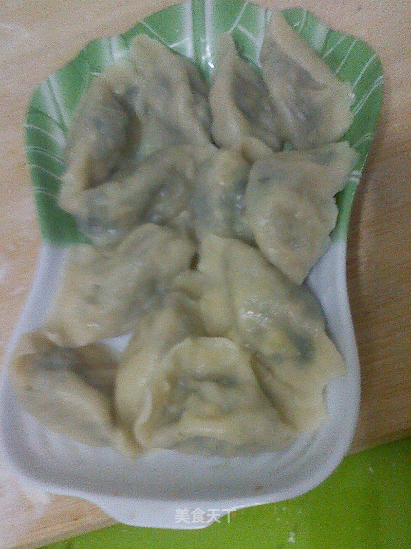 菠菜素餡水餃—幫寶寶補鈣~~的做法