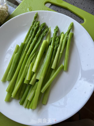 牛排蘆筍的做法步驟：4