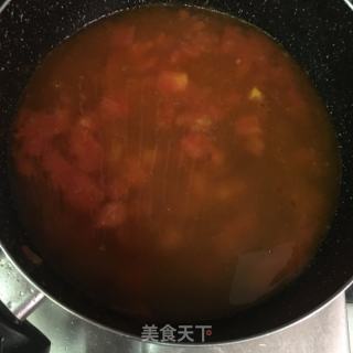 黑椒雞腿肉番茄烏冬面的做法步驟：6