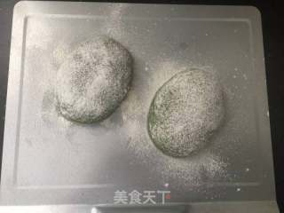 亞麻籽桂圓抹茶軟歐的做法步驟：17