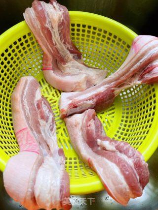 自制臘肉/臘牛肉，季節不限的做法步驟：1