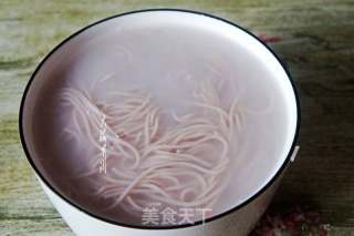 香菇牛肉醬米線的做法步驟：7