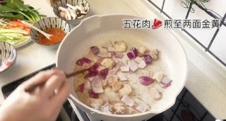 小石窖私房菜韓式拌飯的做法步驟：10