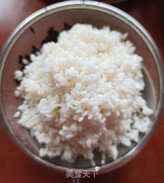 椰汁芒果糯米飯的做法步驟：3