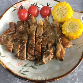 香煎原切牛排的做法步驟：5