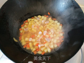 維尼熊咖喱海鮮飯的做法步驟：8