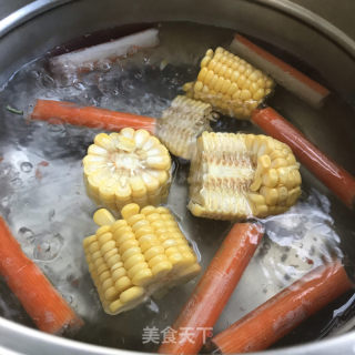 玉米火腿紫菜包飯的做法步驟：4