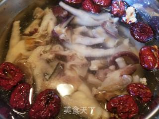 山藥雞腳響螺湯的做法步驟：7