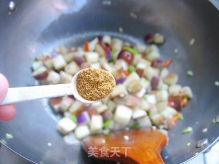 輕松搞定下飯菜——豆瓣醬茄丁的做法步驟：6