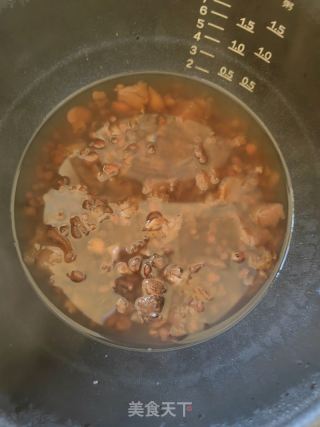 紅豆金耳湯的做法步驟：7