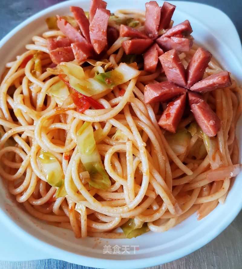 香腸意面的做法