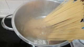 番茄肉醬意面的做法步驟：6