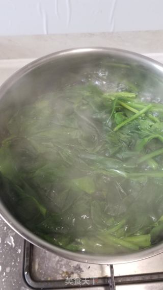 自制羅勒醬意面-便宜好吃的做法步驟：6