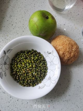 銀耳雪梨綠豆粥的做法步驟：1