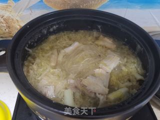 五花肉燉酸菜的做法步驟：9