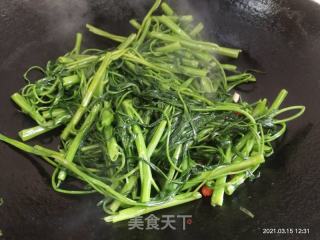 辣炒空心菜的做法步驟：6