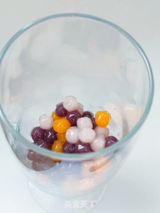 芋圓奶茶的做法步驟：6