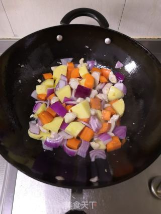 咖喱雞肉飯的做法步驟：4