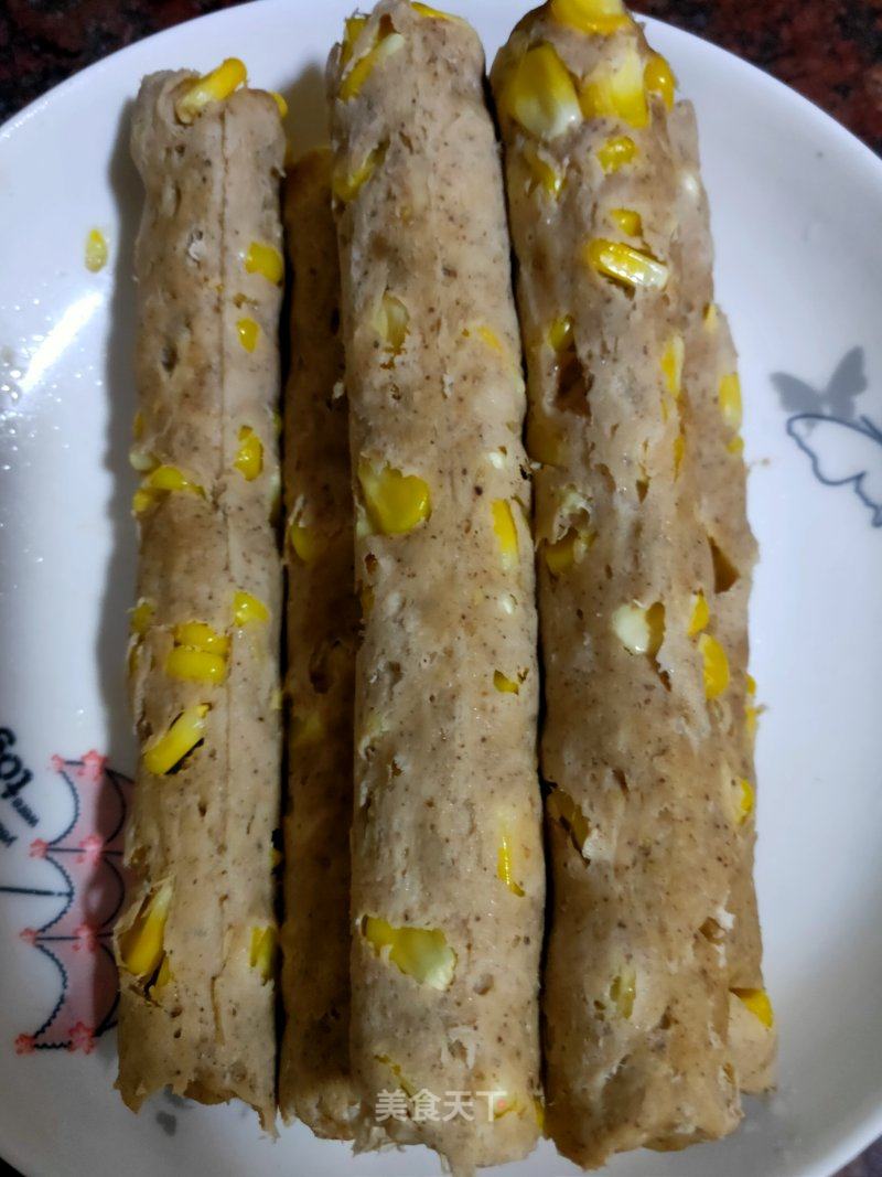 玉米香菇腸（竹筒版）的做法