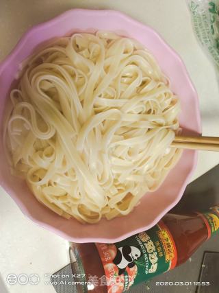 蔥香意大利面的做法步驟：2