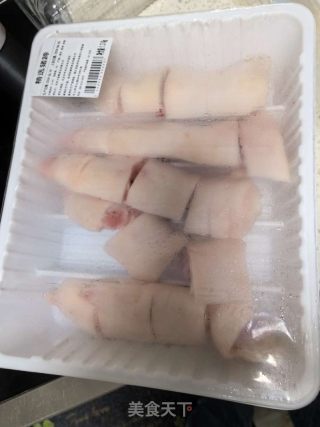 干鍋豬腳的做法步驟：1