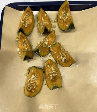 蒜香烤貝南瓜的做法步驟：5