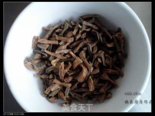 干豆角土豆燜面的做法步驟：1