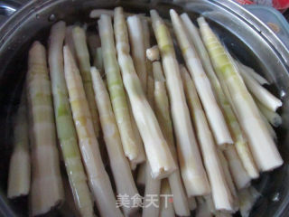 臘肉版腌篤鮮的做法步驟：2