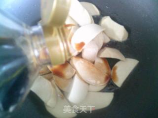 青椒茭白炒圓素雞的做法步驟：7