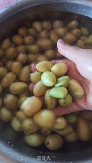 腌制黃皮果的做法步驟：3
