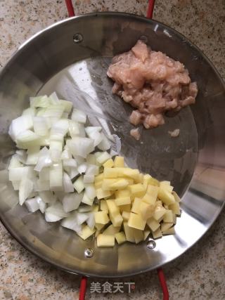 韓式炸醬面的做法步驟：2