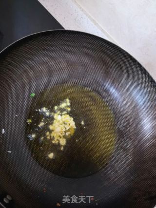 酸菜炒粉的做法步驟：3