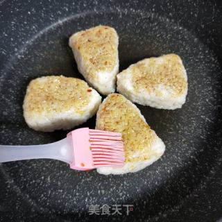 紫菜飯團的做法步驟：11
