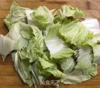 辣白菜的做法步驟：1