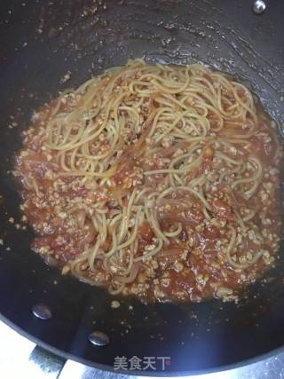 番茄肉醬意大利面的做法步驟：11