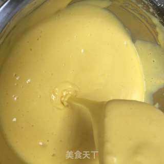 不回縮的紙杯蛋糕的做法步驟：8
