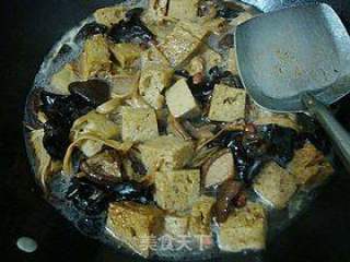 經典上海菜----【四喜烤麩】的做法步驟：8