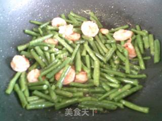 蝦仁炒帶豆的做法步驟：13
