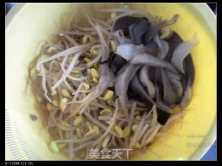 鴨血麻辣燙的做法步驟：3