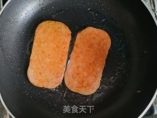 午餐肉飯團的做法步驟：6