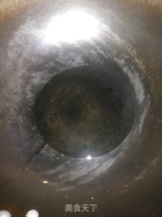 年糕炒香腸的做法步驟：4