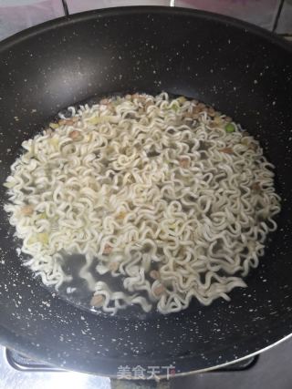 ＃街頭小吃＃韓式炸醬面的做法步驟：3