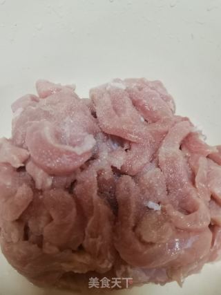 糖醋里脊的做法步驟：3