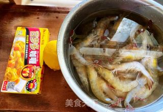 泰式檸檬蝦的做法步驟：1