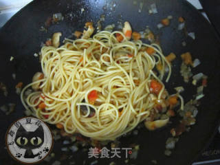 鮮蝦意大利面的做法步驟：9