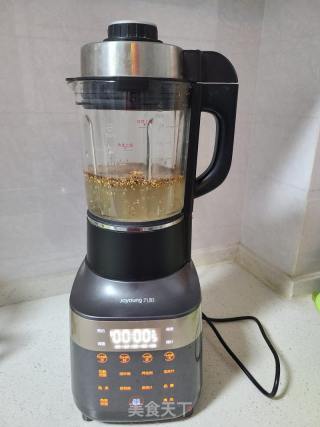 大米芝麻糊的做法步驟：4