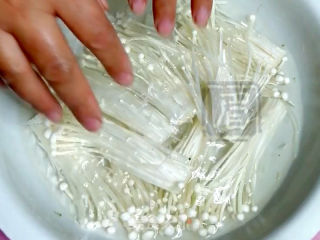 泡菜鍋的做法步驟：2